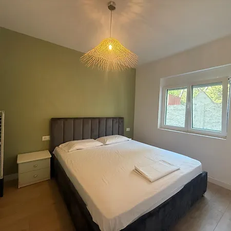 Iria 1 & 2 Apartament