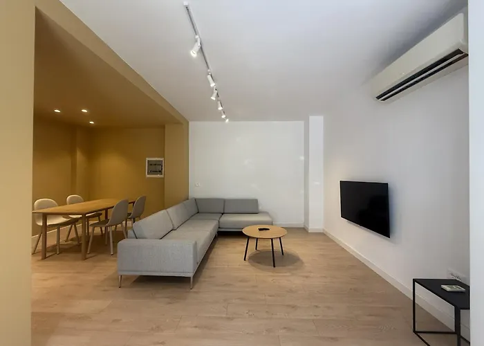 דירה Iria 1 & 2 גולם